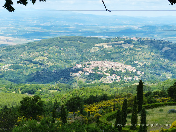 Seggiano in the distance