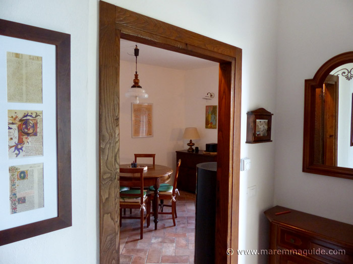 Entrance hall view into kitchen